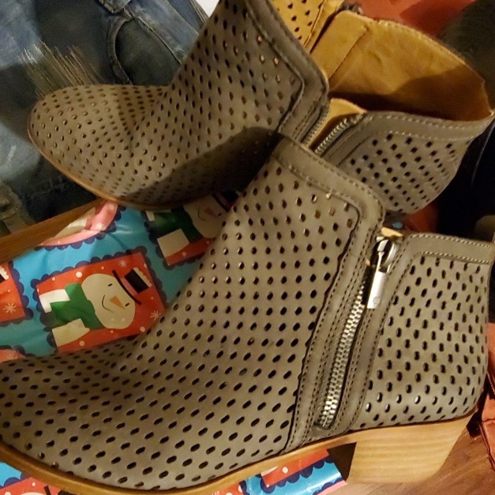 Luck brand half boots